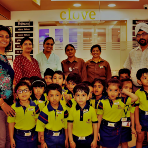 Children from The Nurtuary Preschool, the top school in Panchkula, on an educational excursion to Clove Dental Clinic in Sector 20